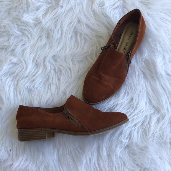 American Eagle Outfitters Shoes - American Eagle 🦅 Fall Brown Booties